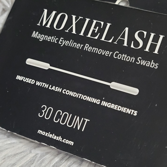 MoxieLash Magnetic Liner Remover Swabbies, 30 Count - Picture 2 of 3